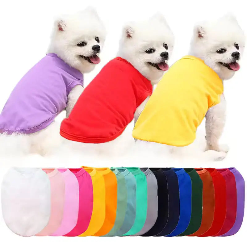 Casual T-shirt for dogs, perfect for relaxed days.