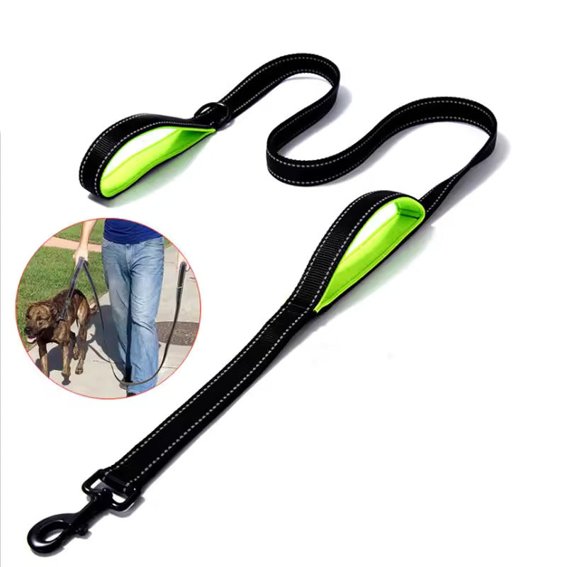 Luxury soft leash designed for dogs, providing comfort and style.